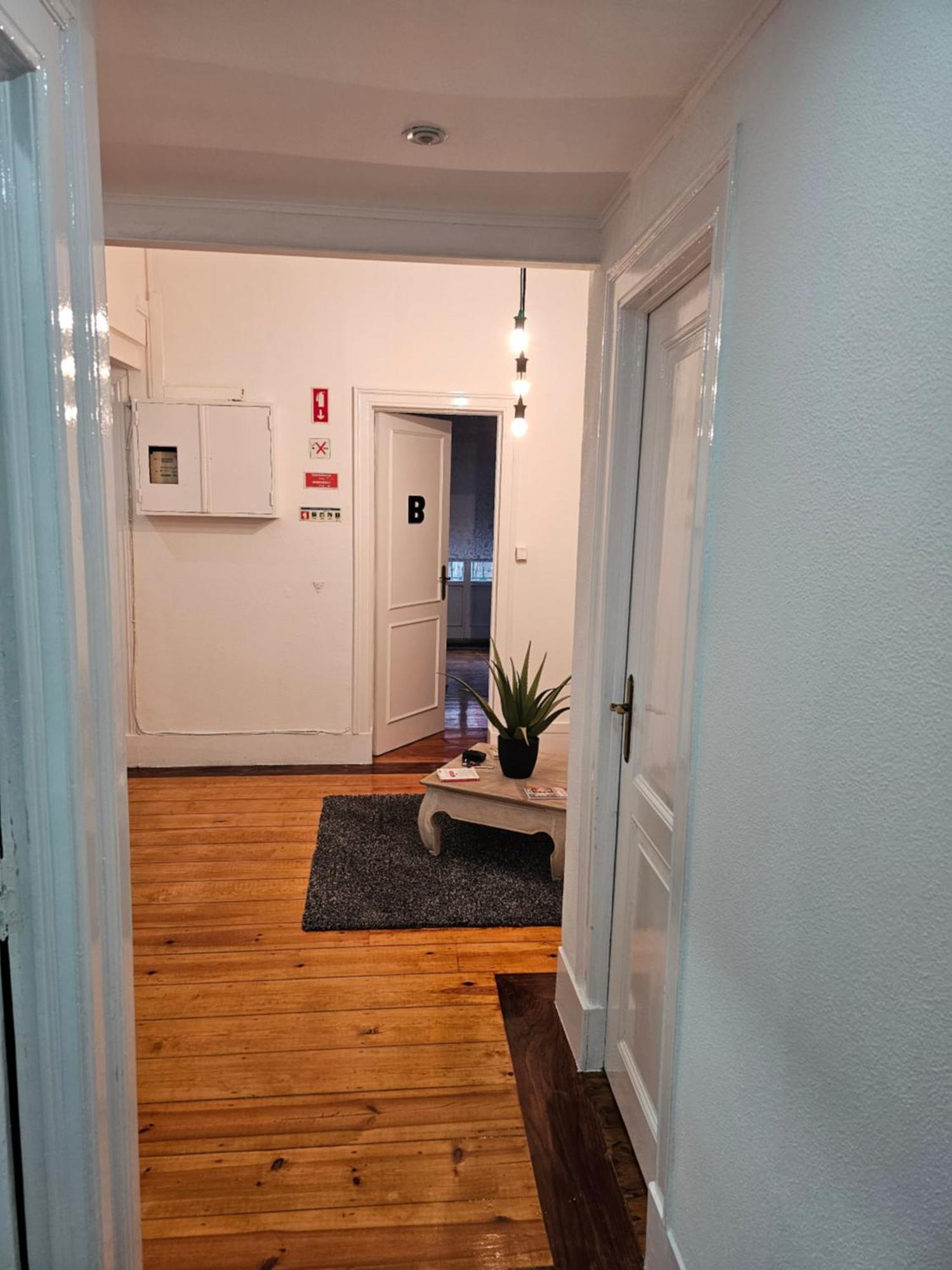 Almirante Guesthouse Lisbon Exterior photo