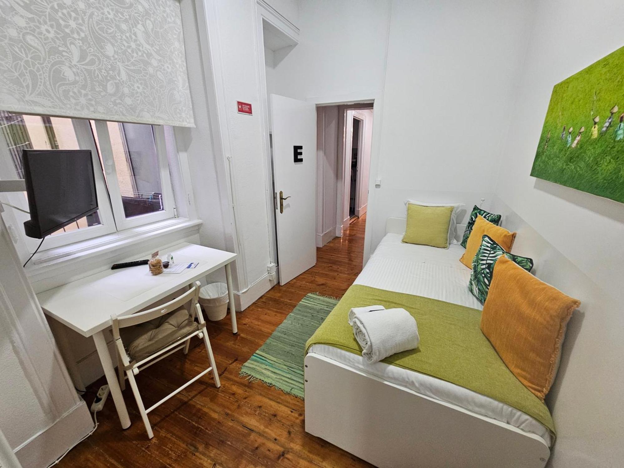 Almirante Guesthouse Lisbon Room photo