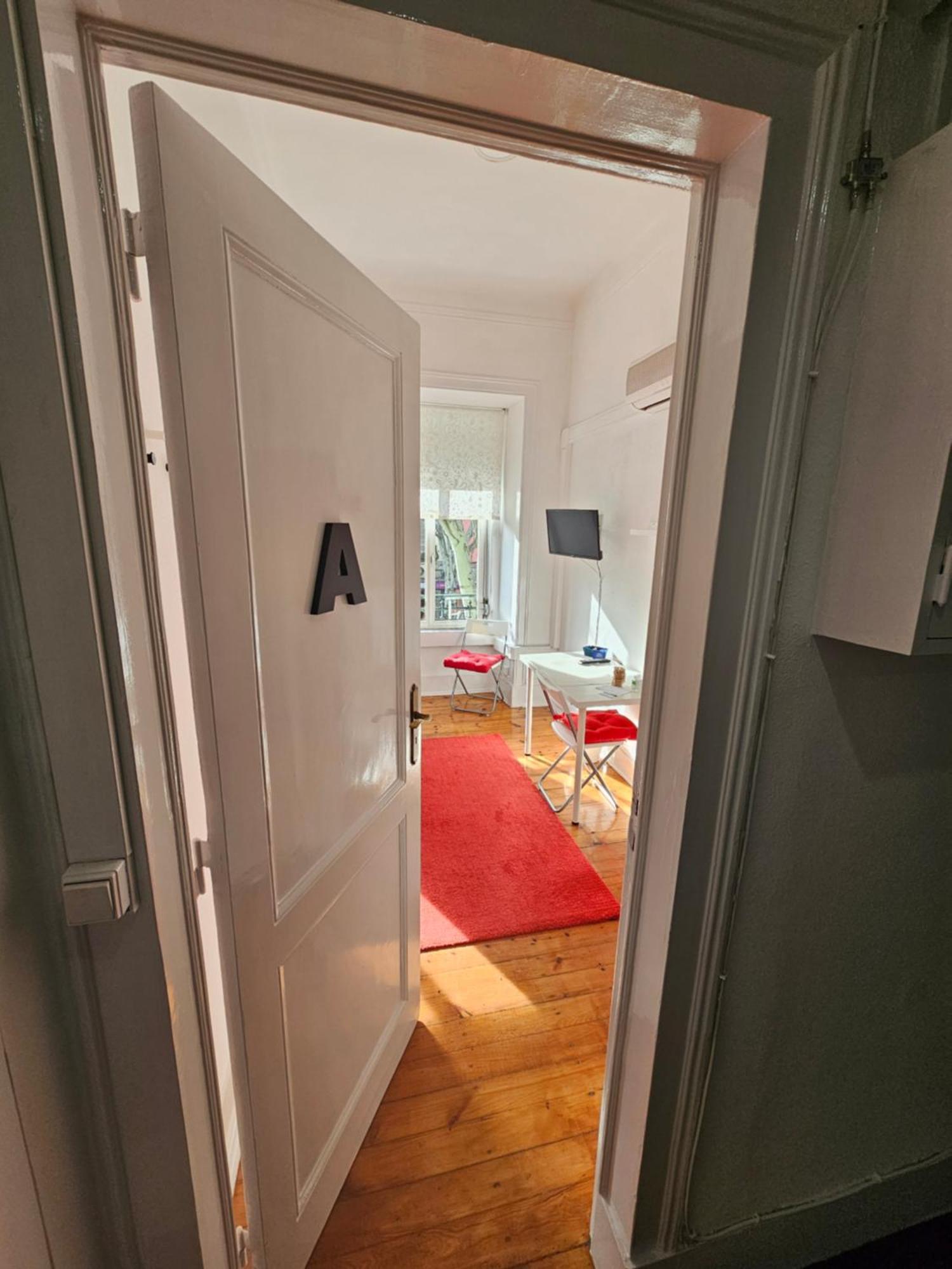 Almirante Guesthouse Lisbon Room photo